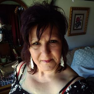 Meet your Posher, Ana